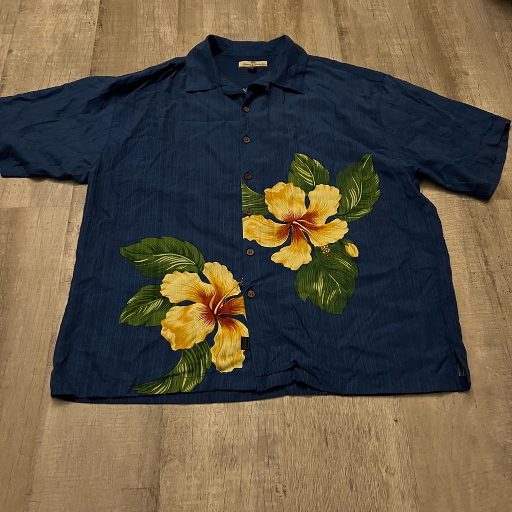 Tommy Bahama Button Down Shirt XXL